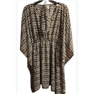 Bathing suit cover-up O/S Black and white print